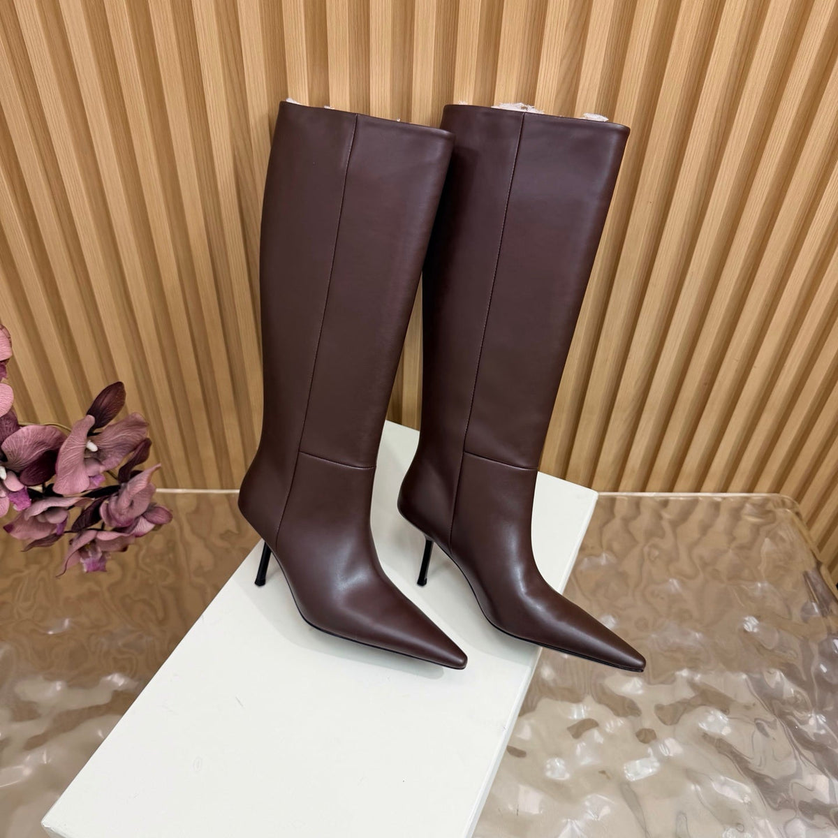 YSL 26s Pointed Toe Knee High Boots 8cm Dark Brown Leather 122772