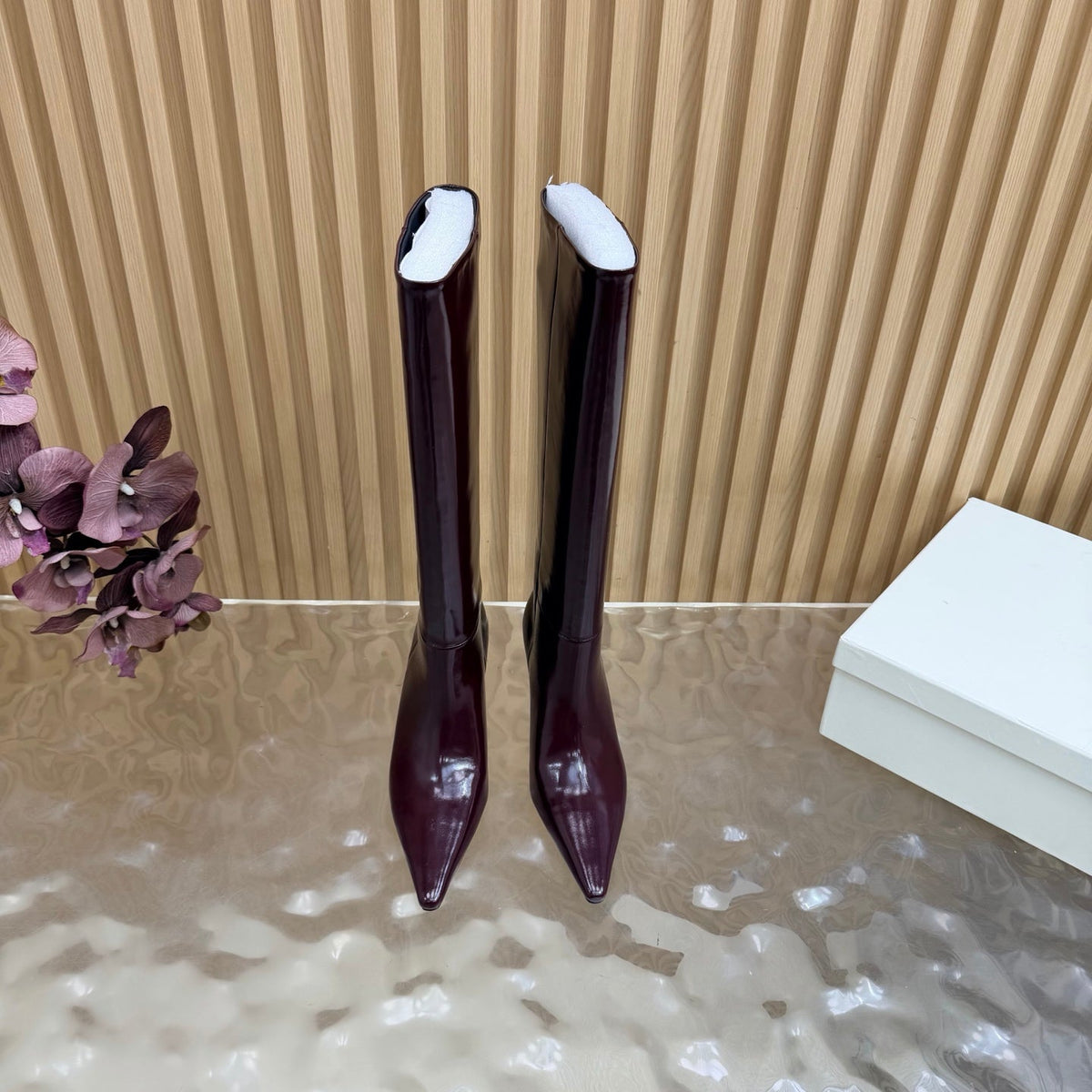 YSL 26s Pointed Toe Knee High Boots 8cm Burgundy Patent Leather 122774