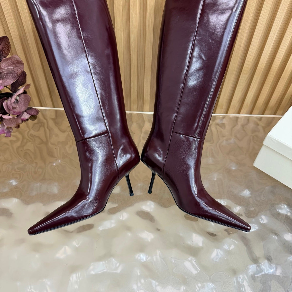 YSL 26s Pointed Toe Knee High Boots 8cm Burgundy Patent Leather 122774