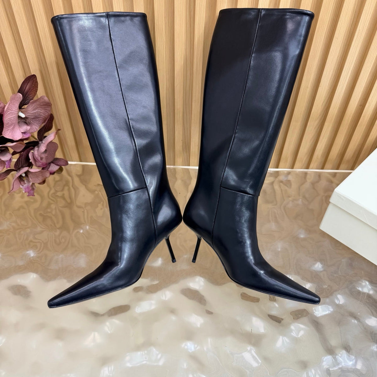 YSL 26s Pointed Toe Knee High Boots 8cm Black Leather 122776