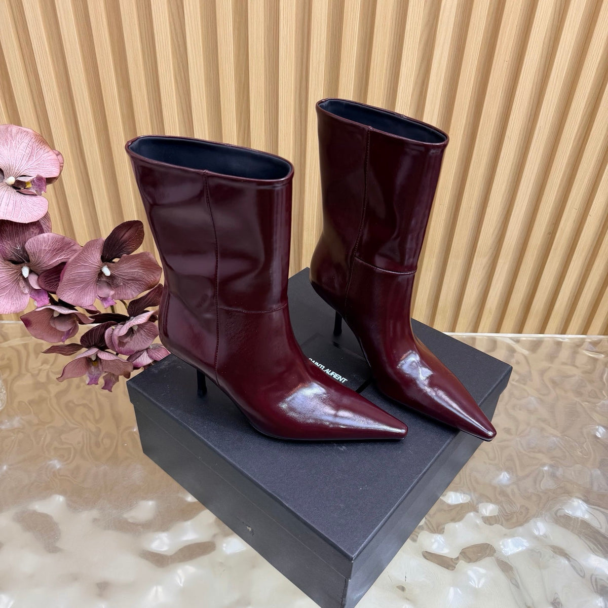 YSL 26s Pointed Toe Ankle Boots 8cm Burgundy Patent Leather 122766