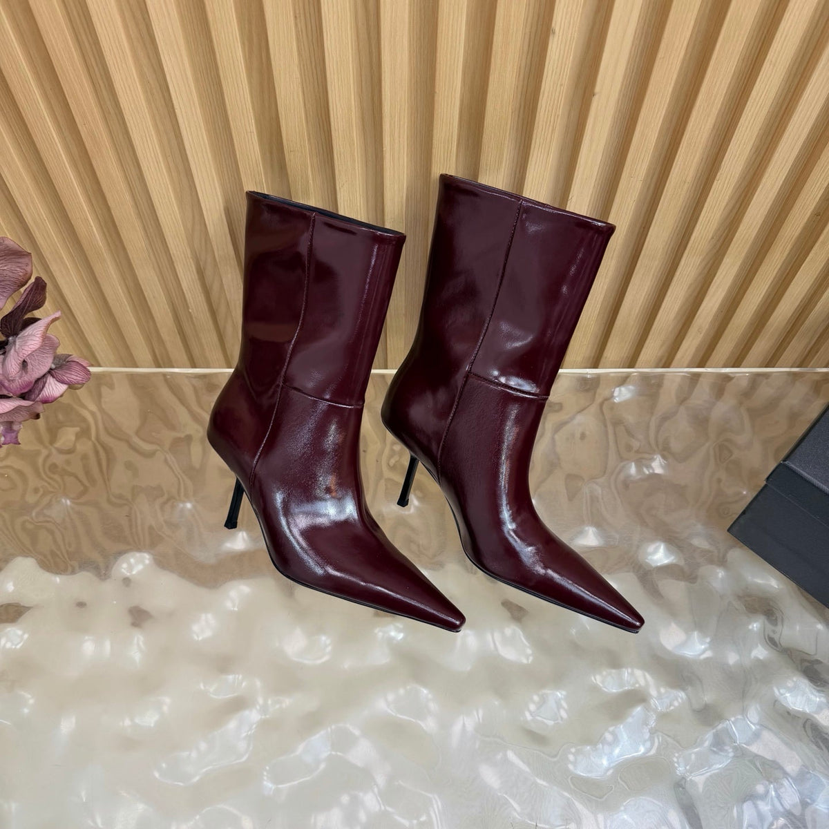 YSL 26s Pointed Toe Ankle Boots 8cm Burgundy Patent Leather 122766