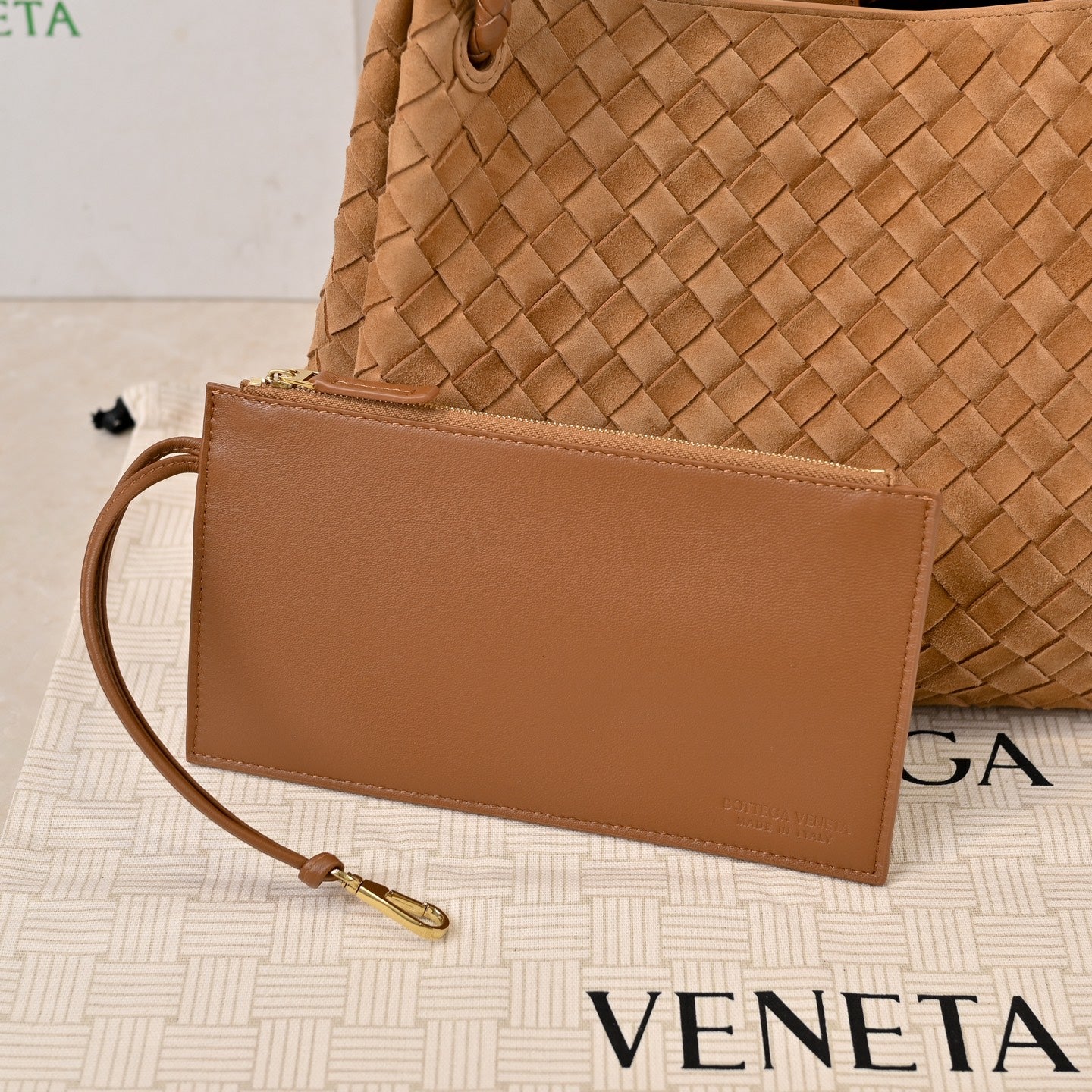 BV 26s Parachute Bag Brown Intrecciato Suede 291415