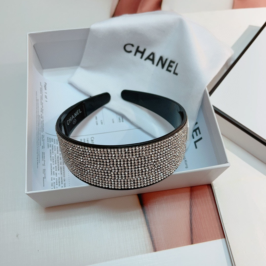 WHITE WITH CRYSTALS HAIRBAND RESIN FOR WOMEN 124679