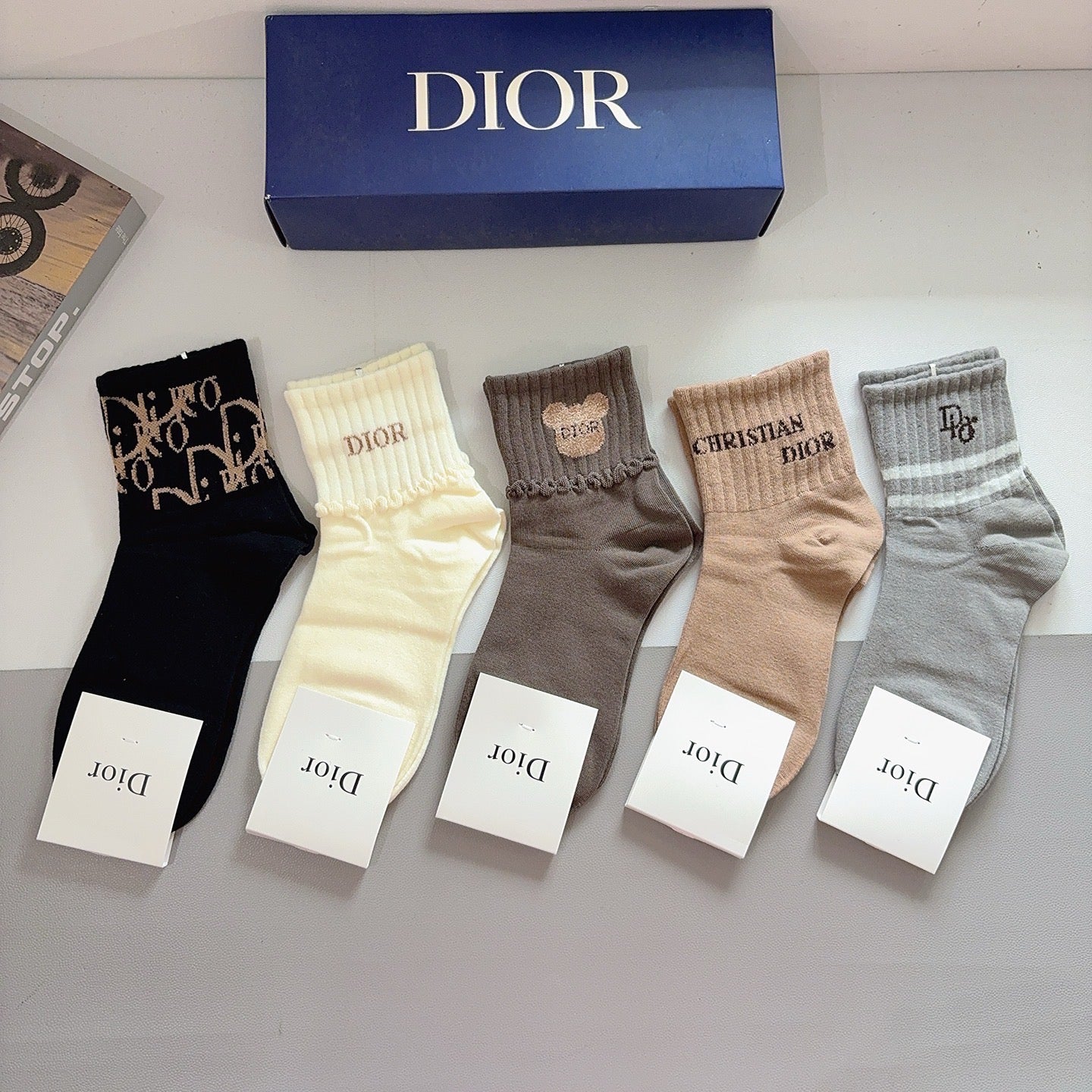 Mid-Calf Socks 152299 (1 BOX)