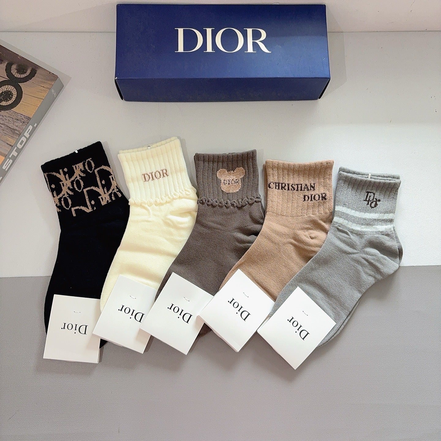 Mid-Calf Socks 152299 (1 BOX)