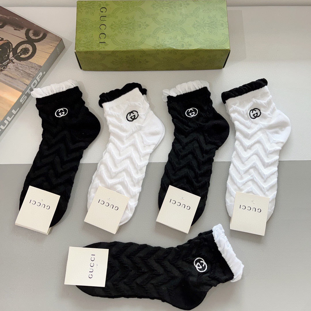 Mid-Calf Socks 152304 (1 BOX)