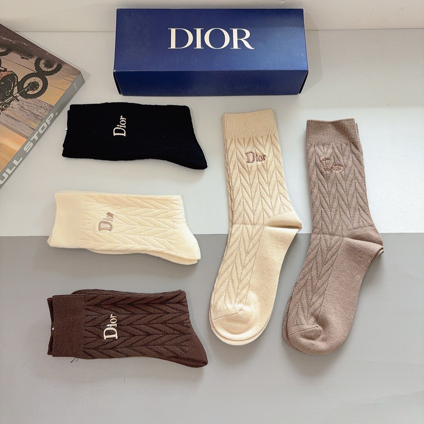 Knee-High Socks 152312 (1 BOX)