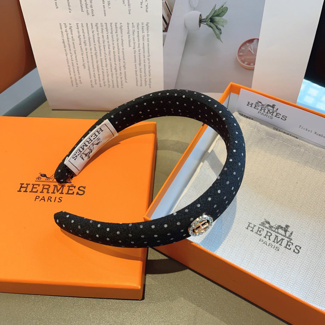 HM 26s Headband 210117
