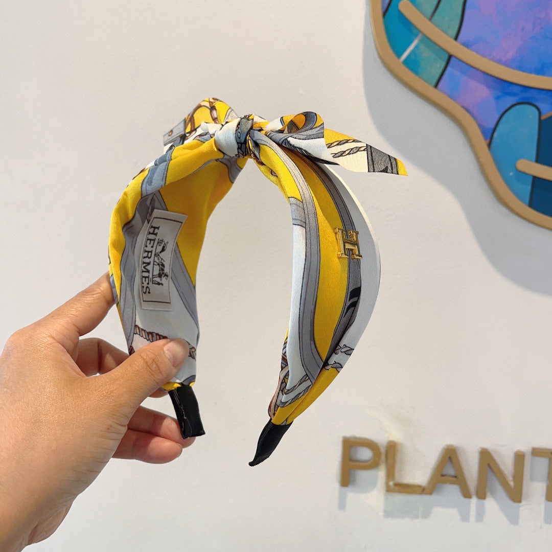 HM 26s Headband 210126