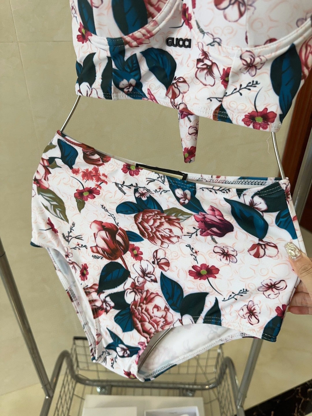 Gucci 26s Swimsuit White Colorful Cotton 185811