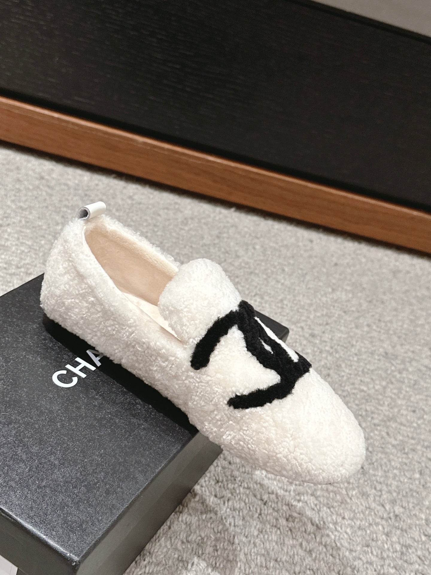 CC Loafers In White Fleece With White Logo
