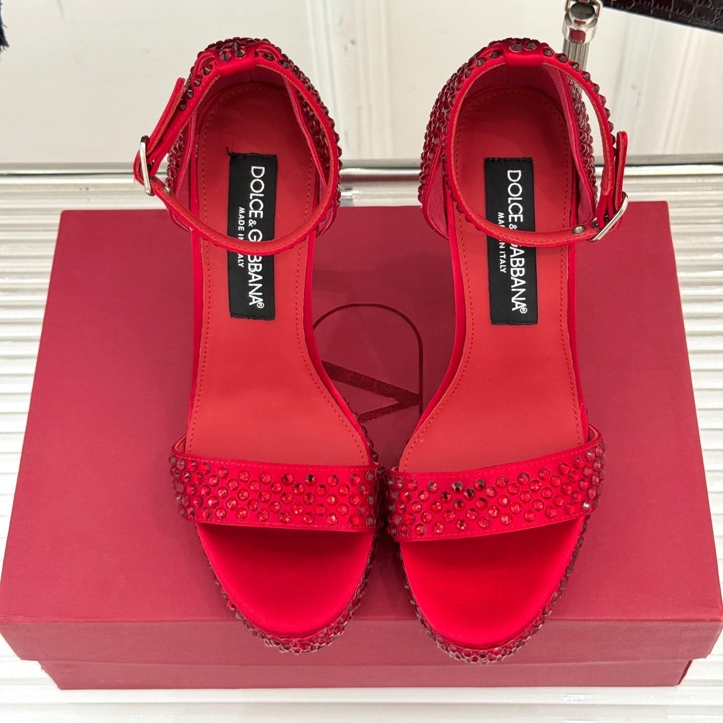 DC 24 Rhinestone Sandals Red Sheepskins & Cowhide 304707