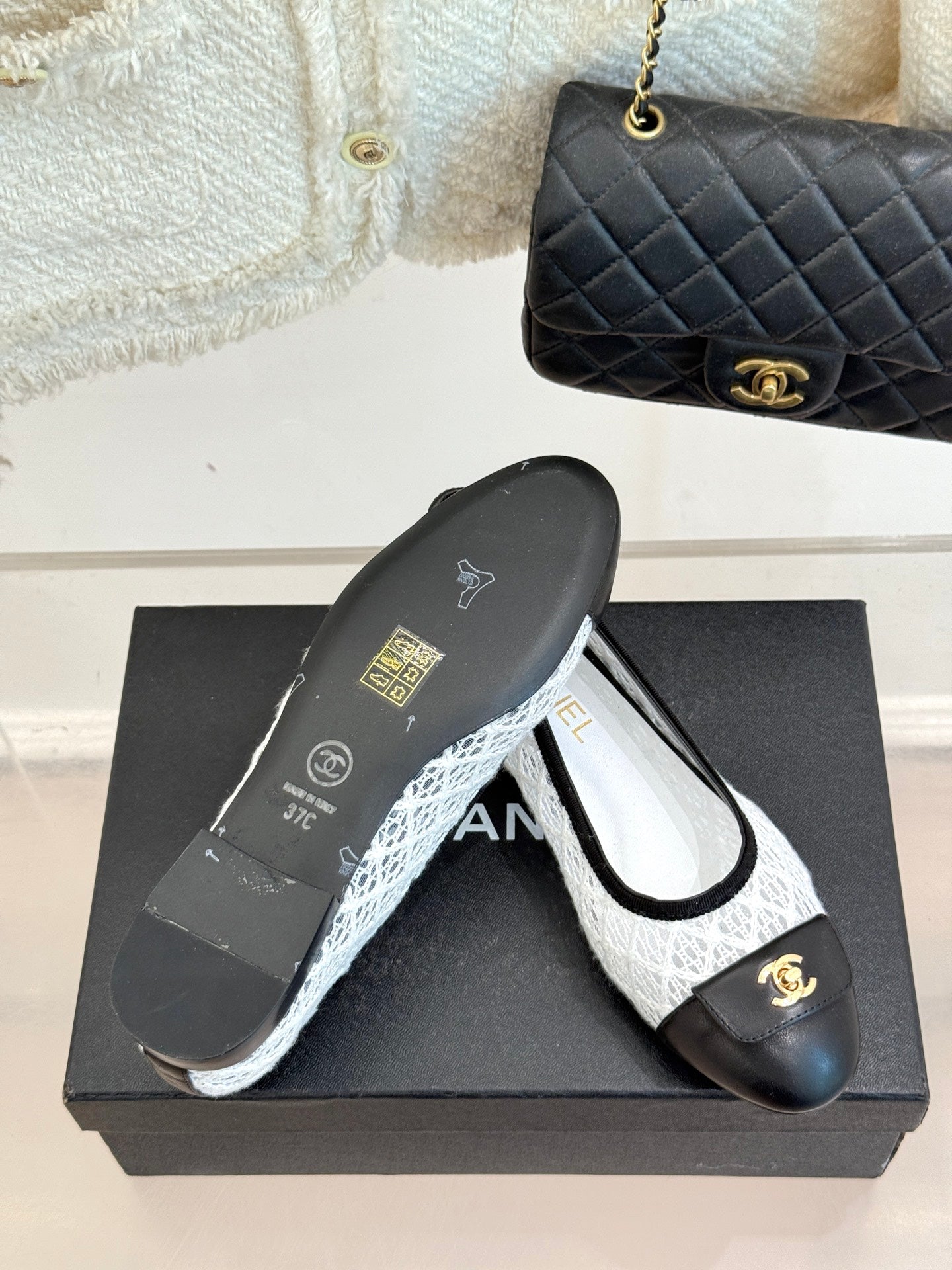 Chanel 25 Ballet Flat White Black Woven Lambskin 473057