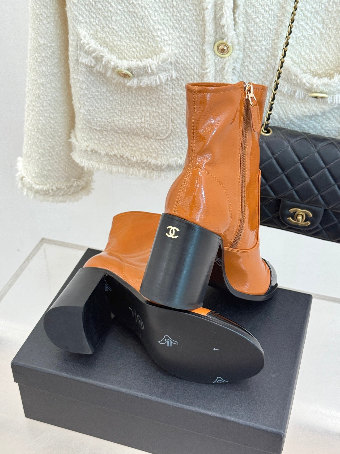 CC Classic Short Boots Block Heel 90mm Burnt Orange Patent Leather 465390