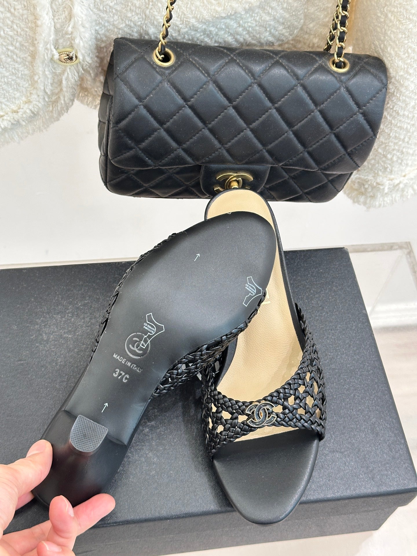 CC 26s Peep-Toe High-Heeled Mules Black Woven Leather 766532