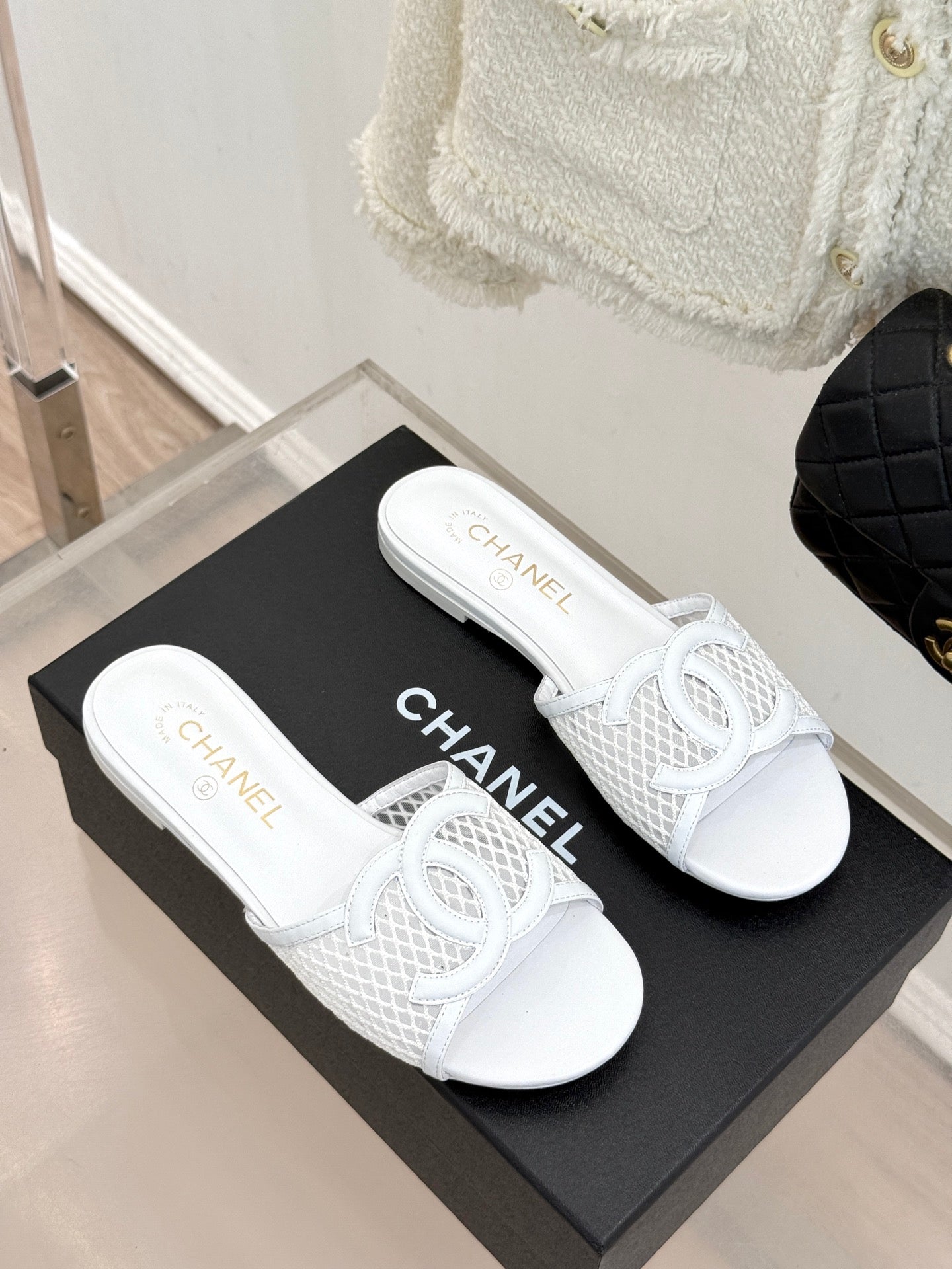CC Openwork Slippers White Mesh Lambskin 825758