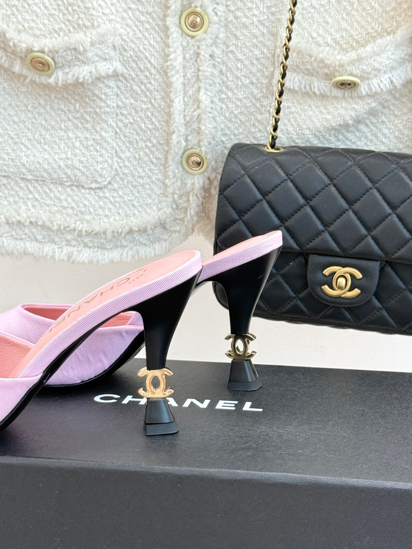 CC 26s Open-Toe Mule Sandals Pink Satin 936840