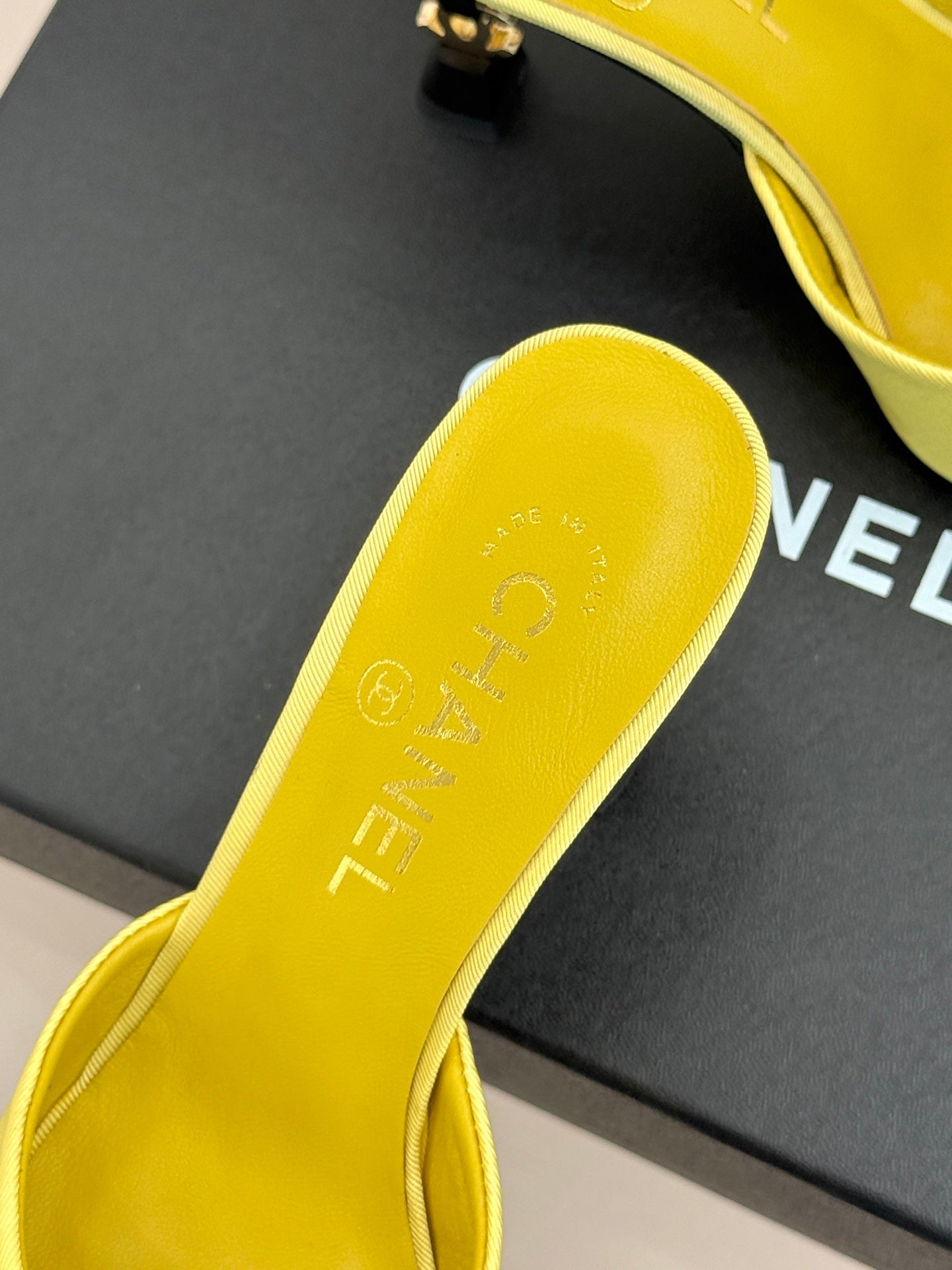 CC 26s Open-Toe Mule Sandals Yellow Satin 936843