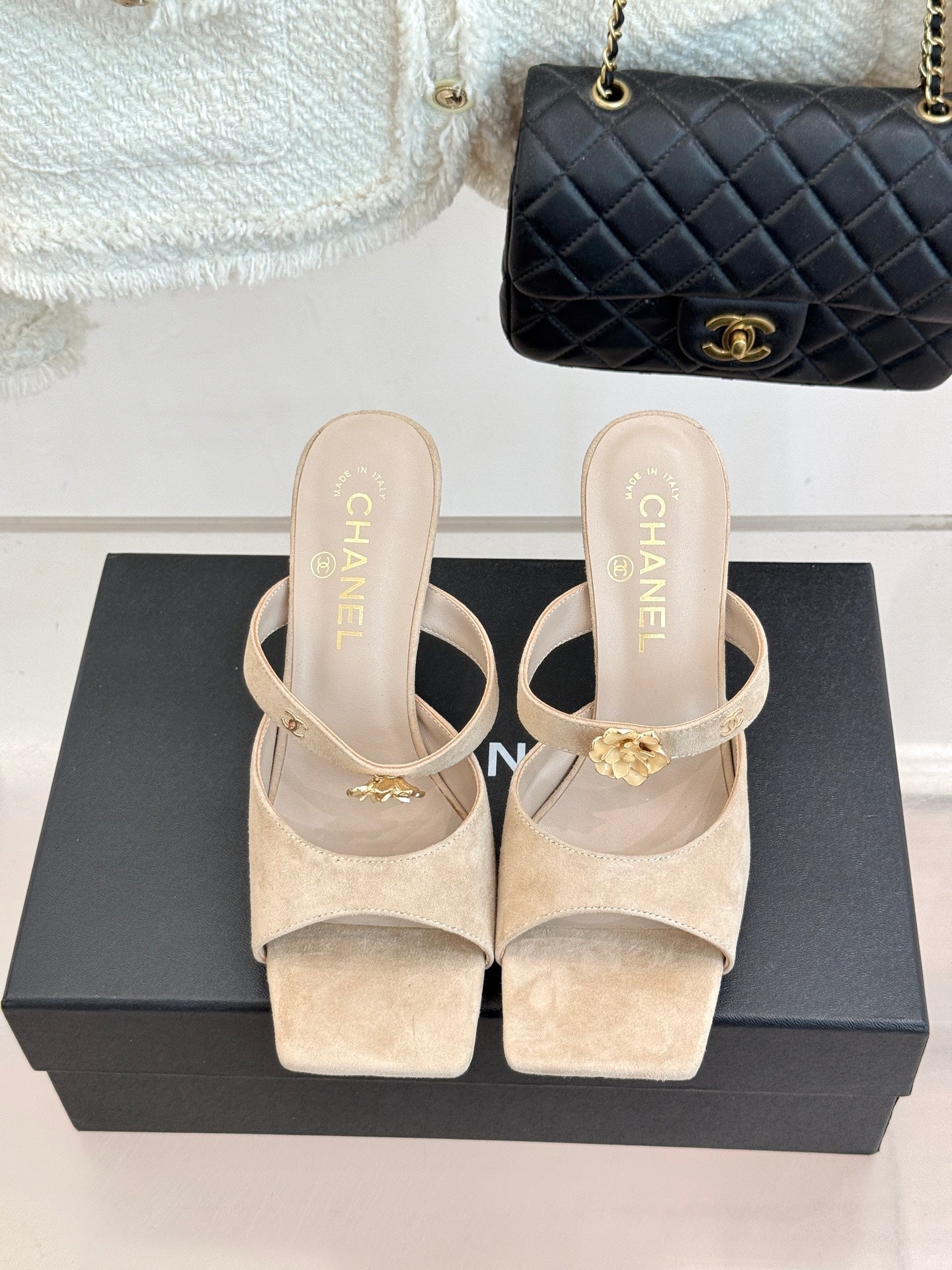CC 26s Camellia High-Heeled Sandals Light Taupe Suede 920378