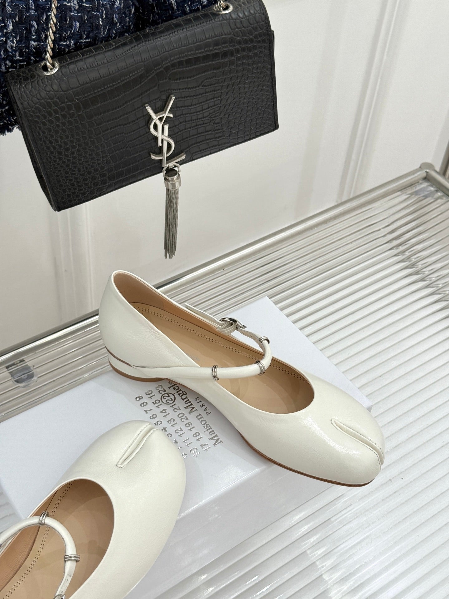 MM6 26s Tabi Mary Jane Ballerina Flats Cream Leather 991562