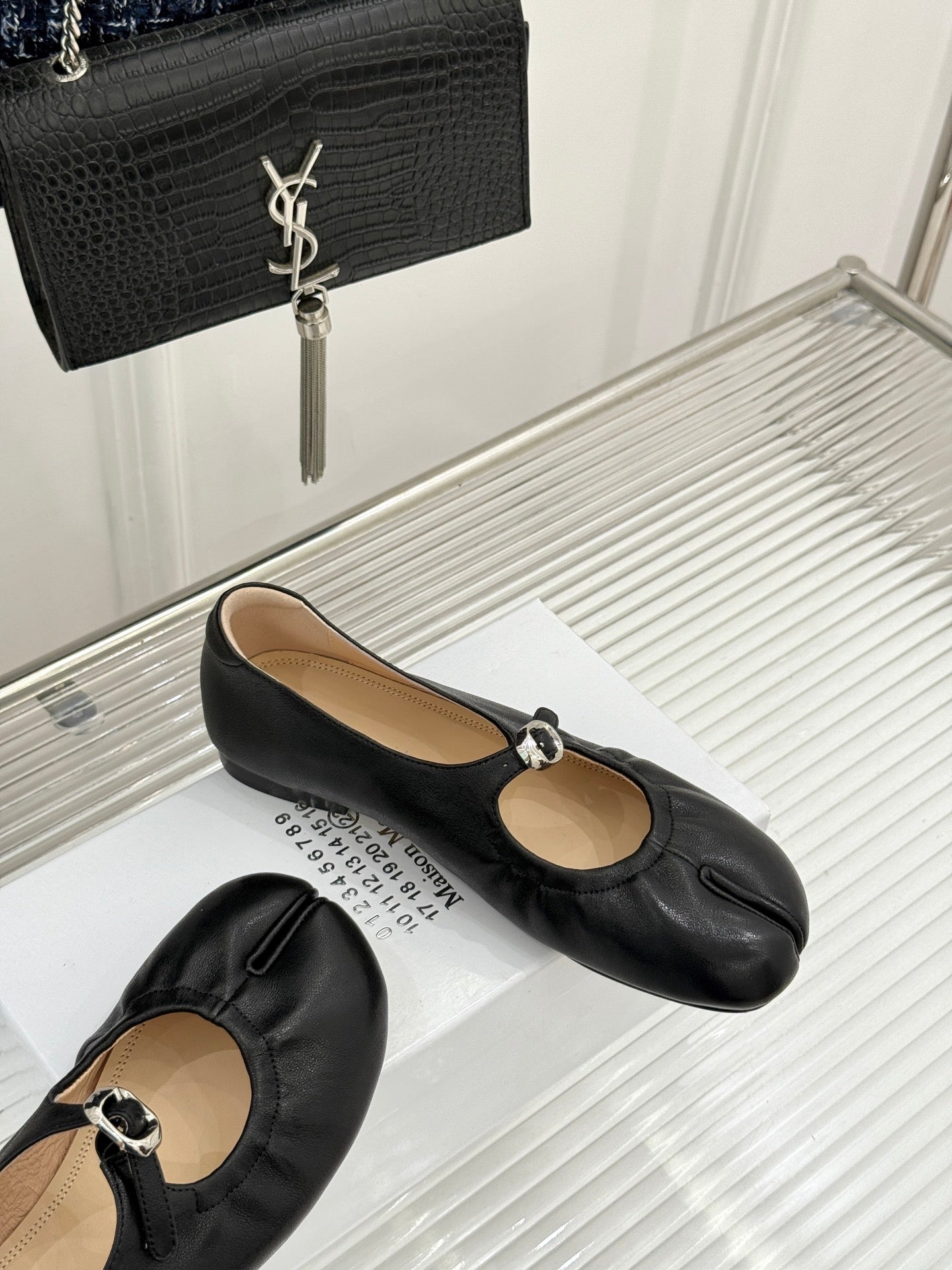 MM6 26s Tabi Mary Jane Ballerina Flats Black Leather 991570