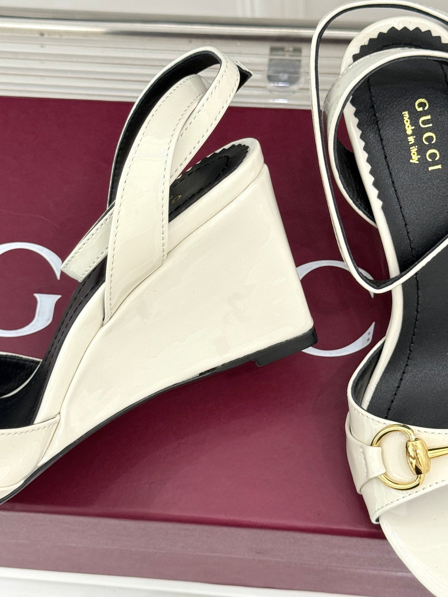 GG 26s Donna Wedge Sandal 8cm White Sheepskin 991722