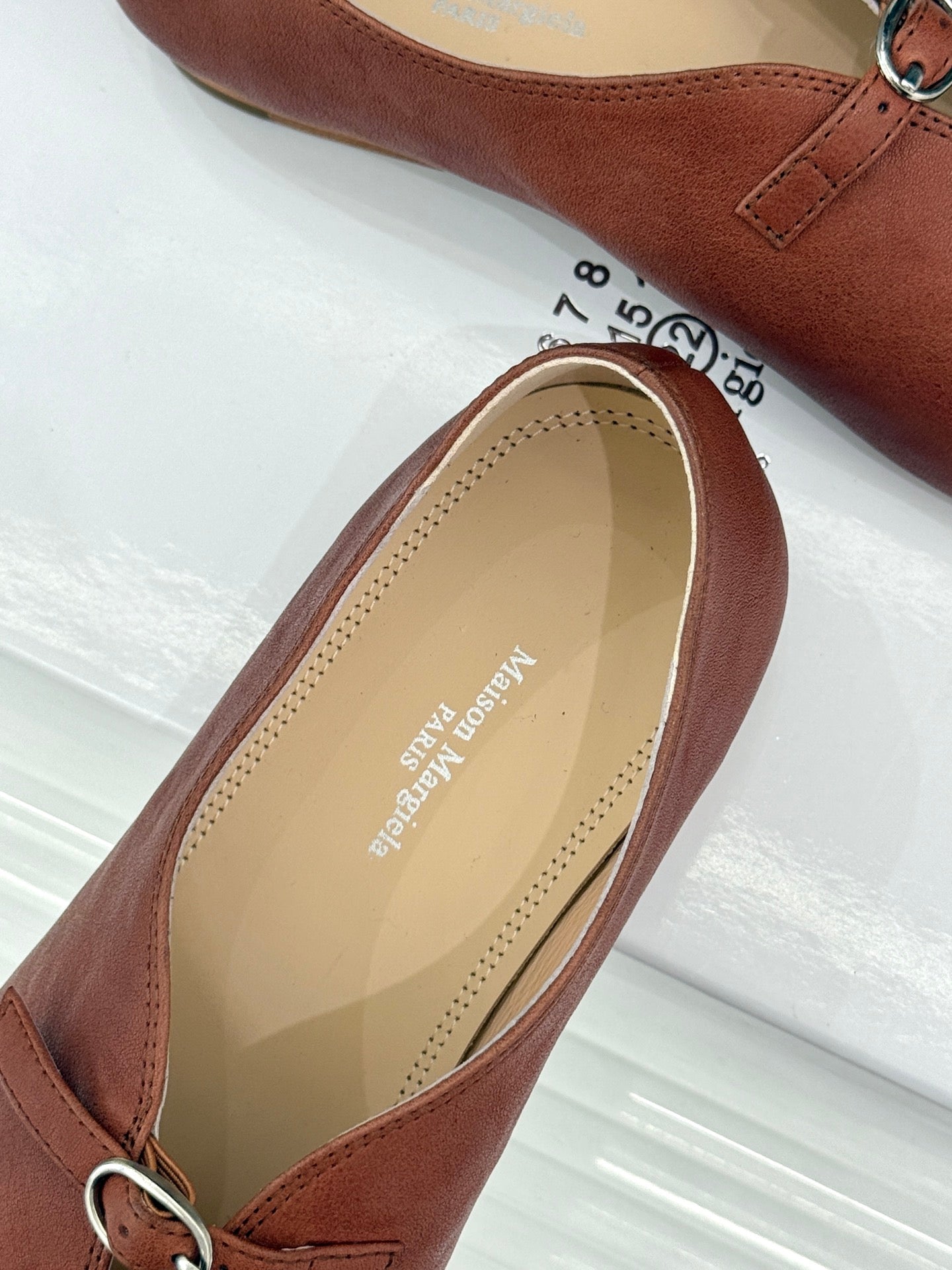 MM6 26s Split-Toe Mary Jane Tan Brown Leather 991573