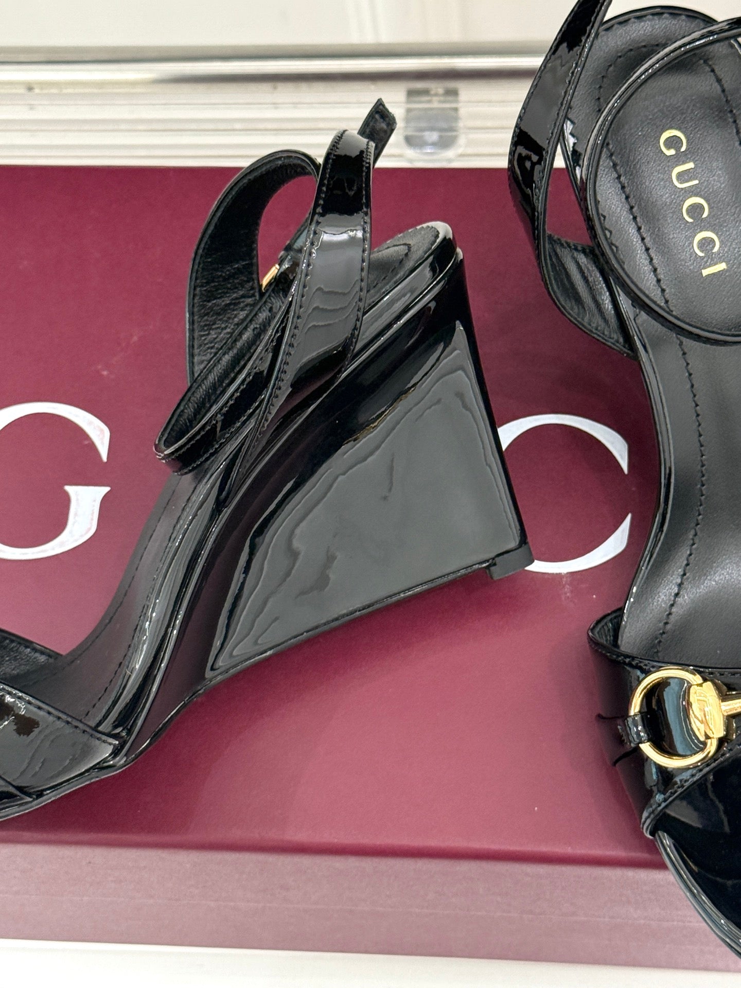 GG 26s Donna Wedge Sandal 8cm Black Sheepskin 991737