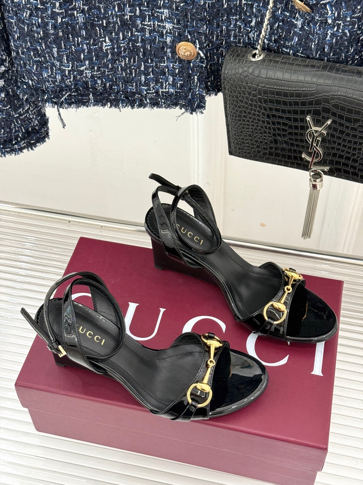 GG 26s Donna Wedge Sandal 8cm Black Sheepskin 991737