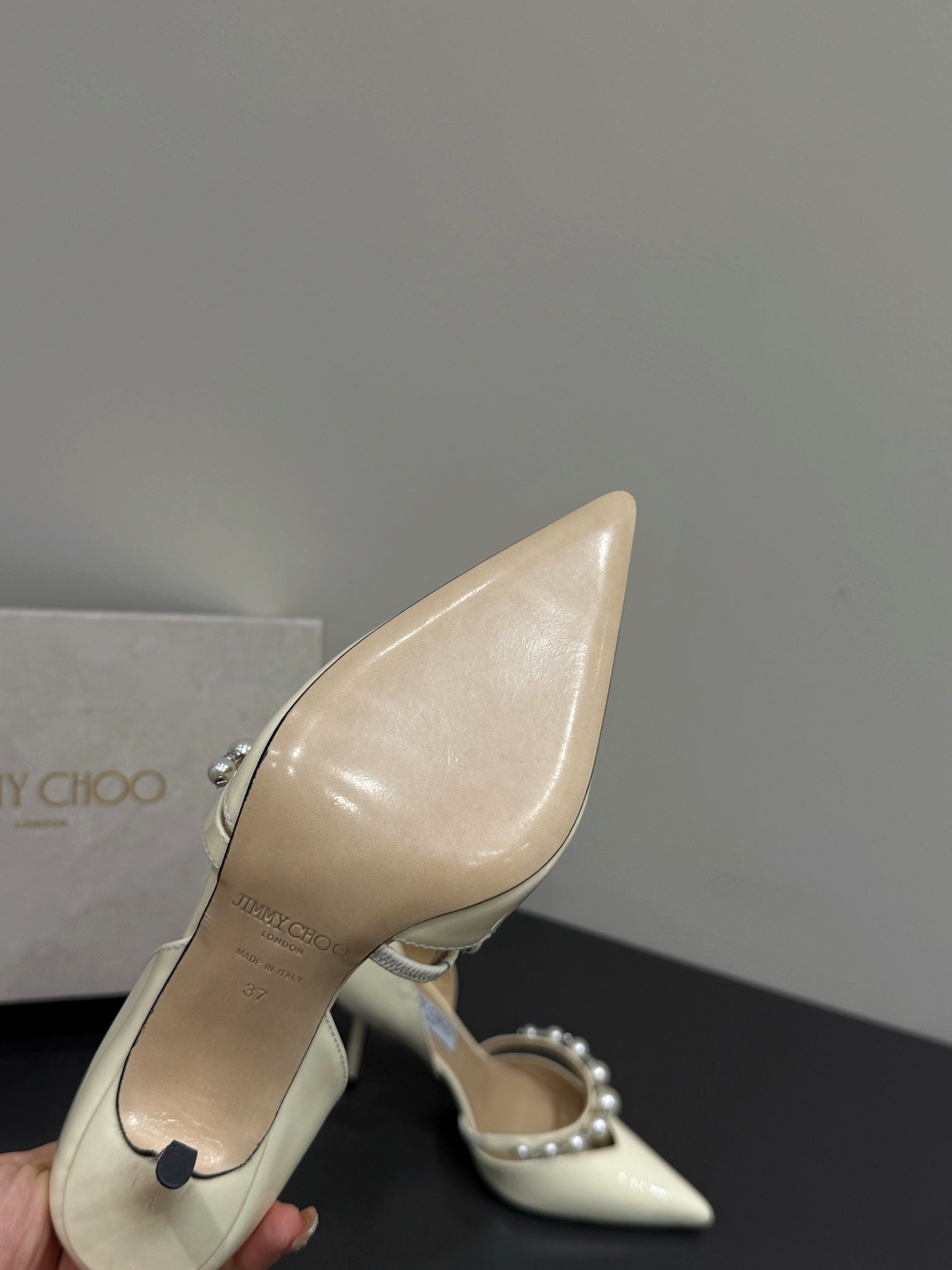 Jimmy Aureli Pearl-embellished Pumps 65mm White Patent Leather 420137