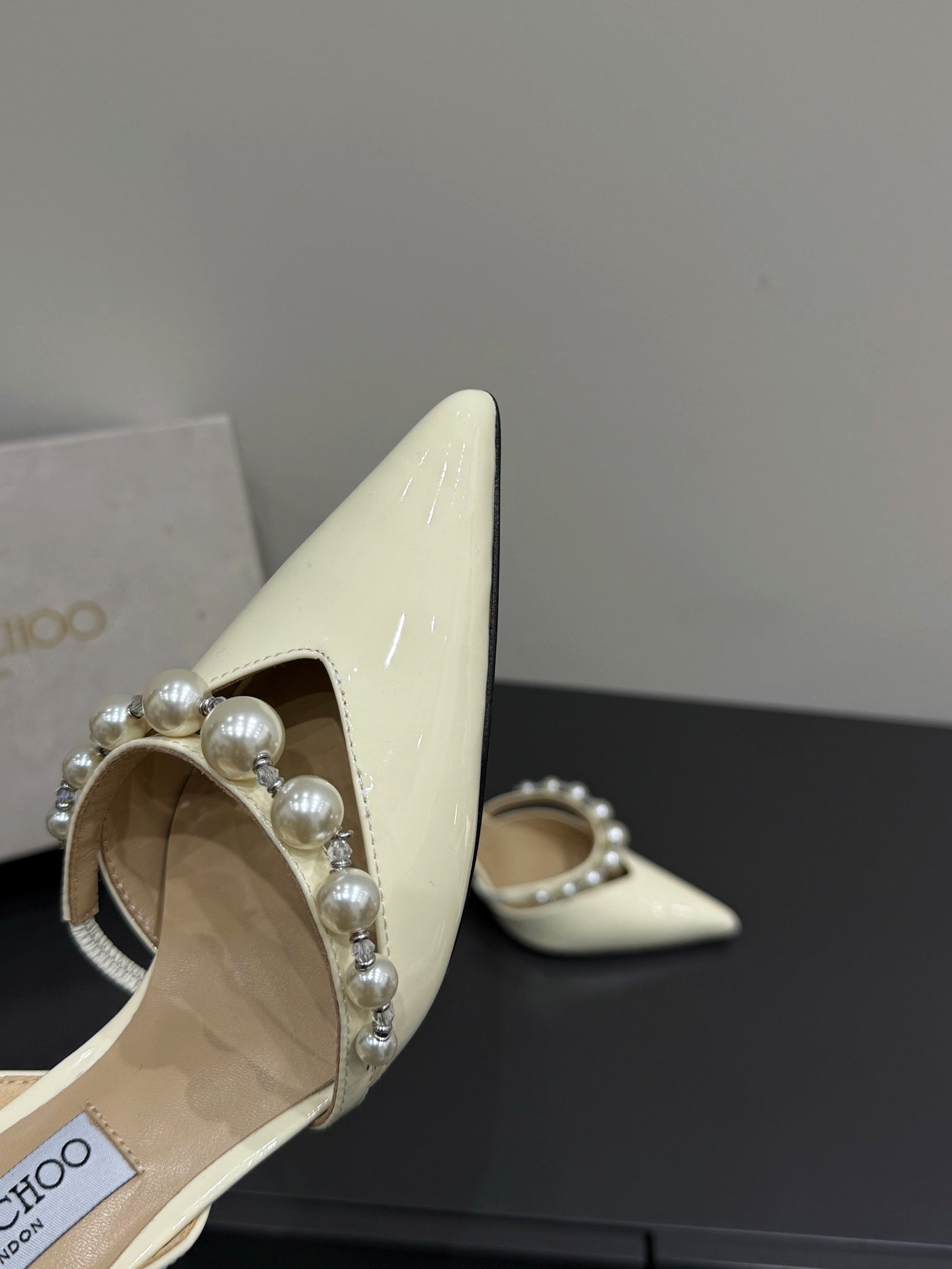 Jimmy Aureli Pearl-embellished Pumps 65mm White Patent Leather 420137