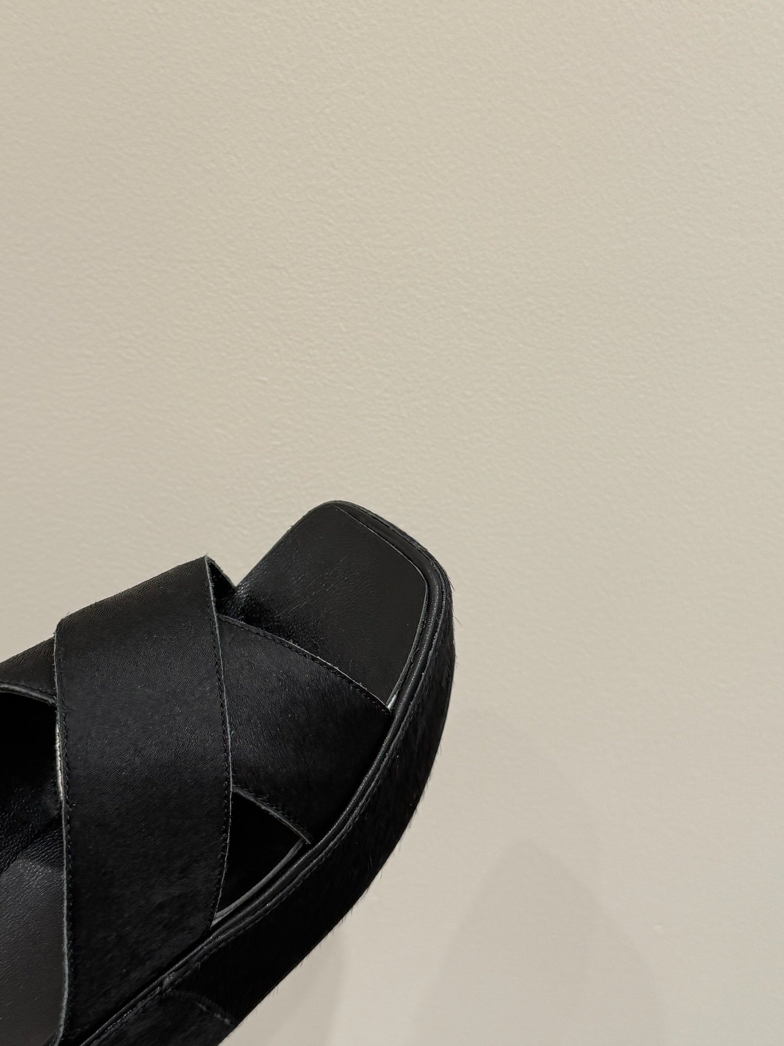 The Row Thick-soled Cross-strap Sandals 6cm Black Horsehair 337448