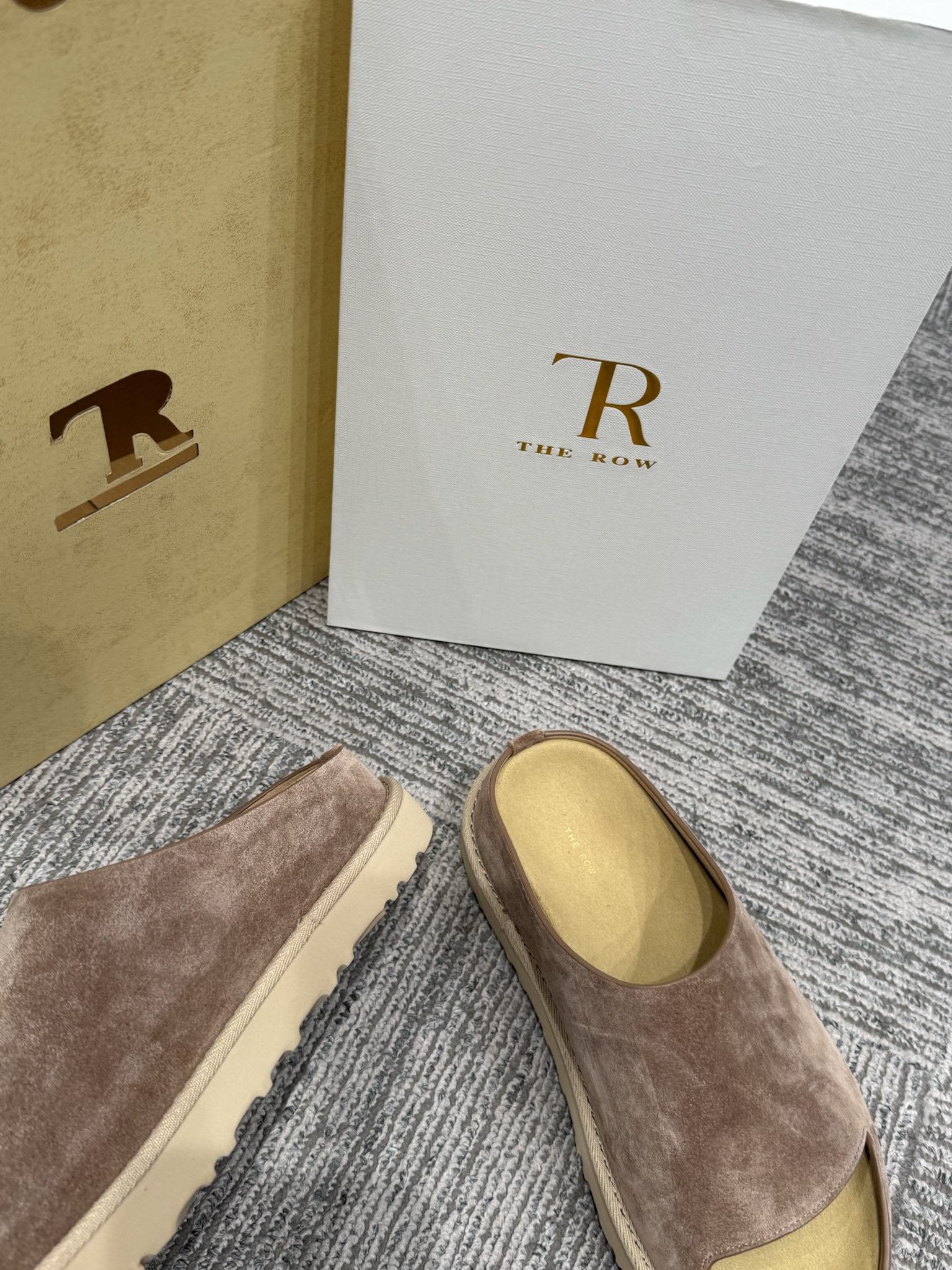 The Row Slide Sandals Taupe Cow Suede 337475