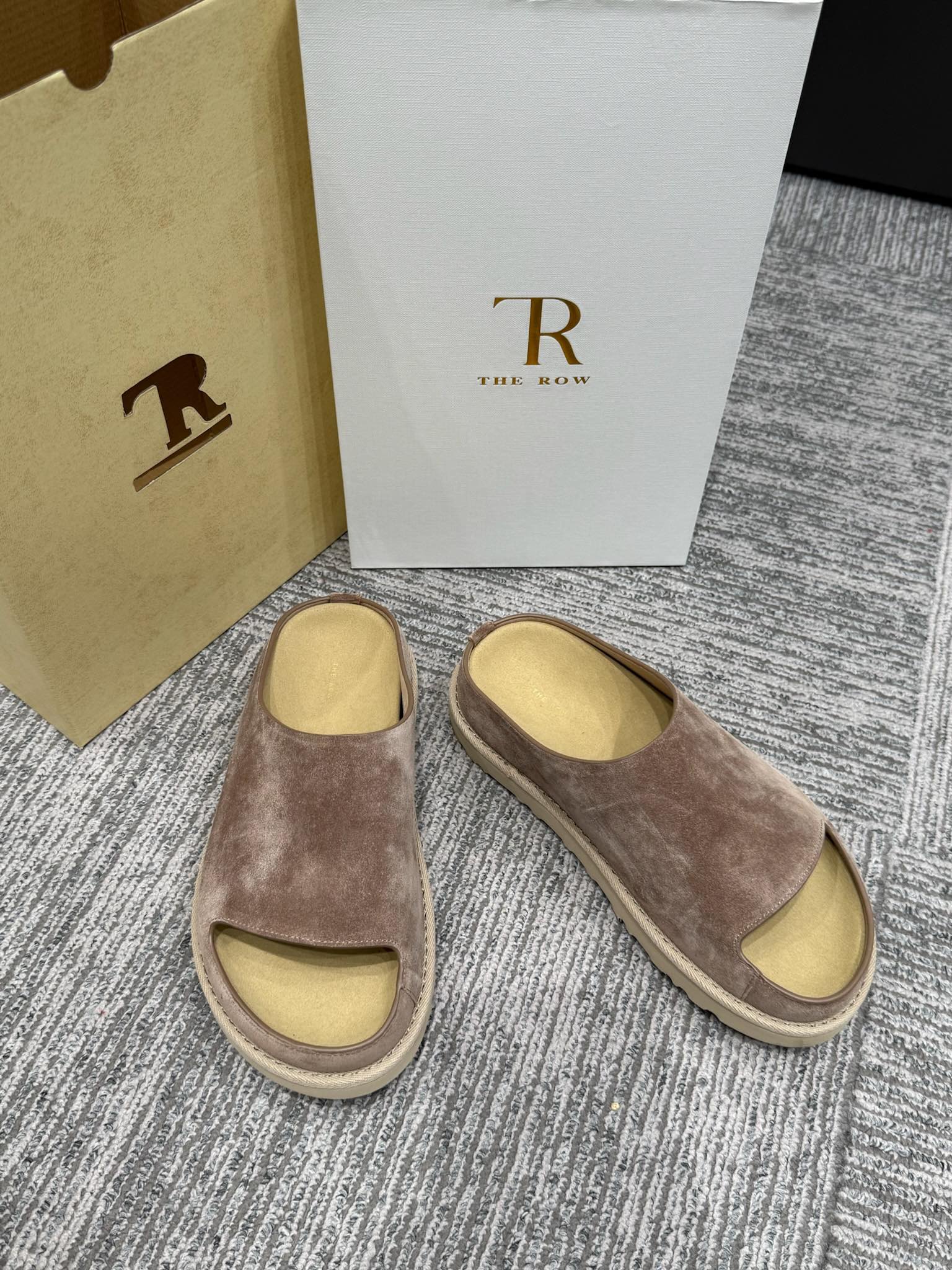 The Row Slide Sandals Taupe Cow Suede 337475