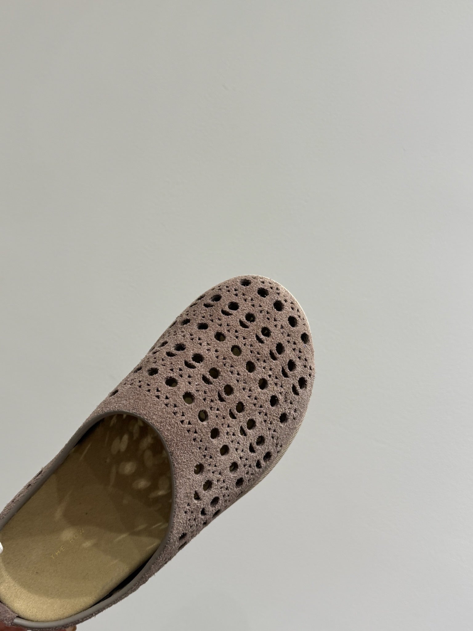 The Row Laser-cut Toe Slippers Taupe Cow Suede 337485