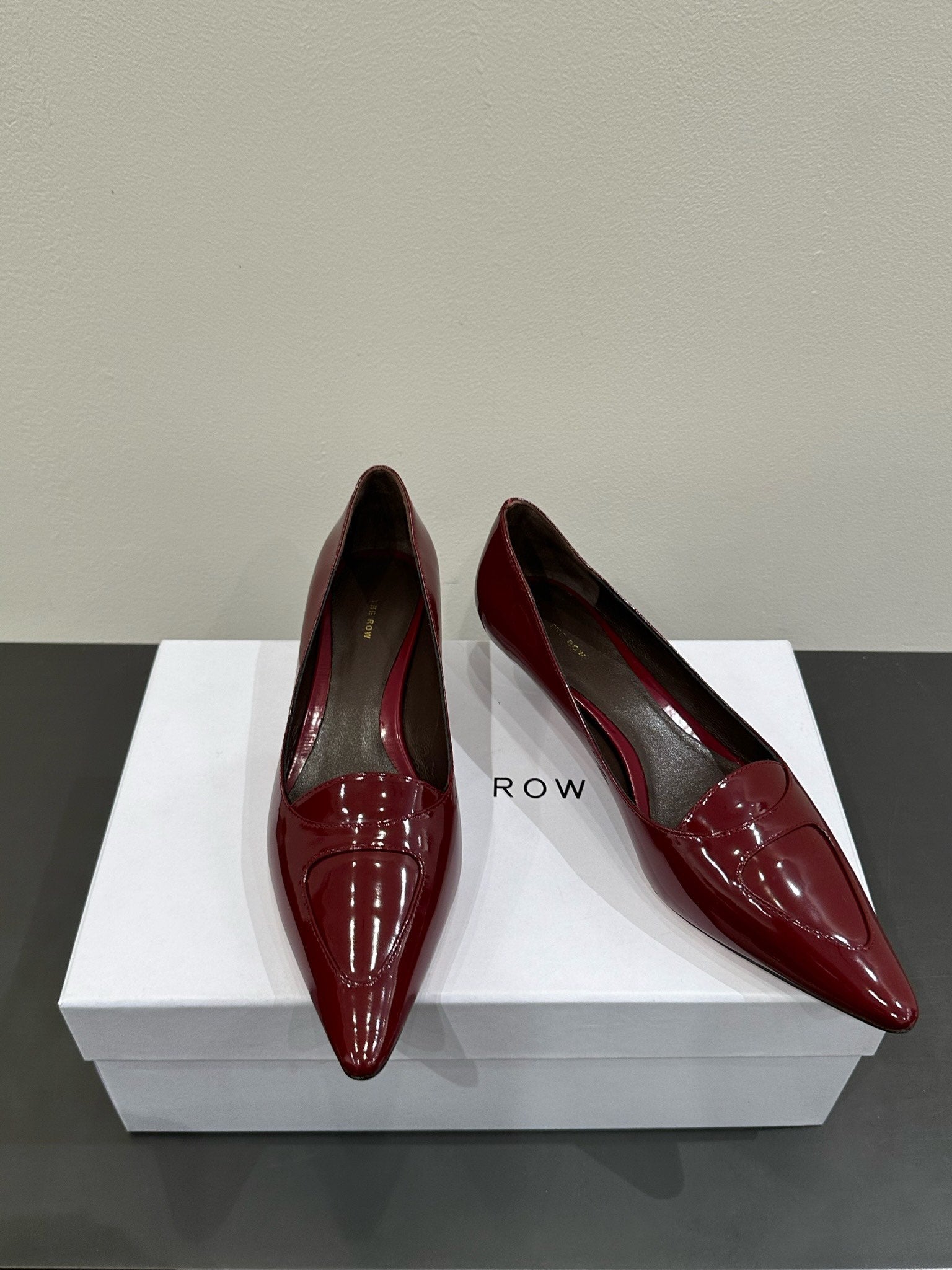 The Row Viv Kitten Pumps 35mm Dar Red  Leather 337488