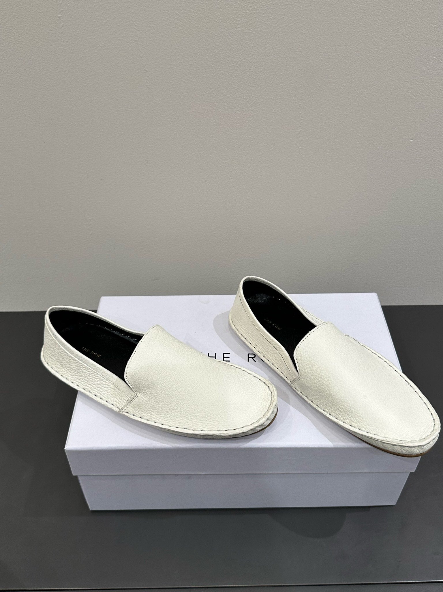 The Row Vasko Slippers White Leather 337491