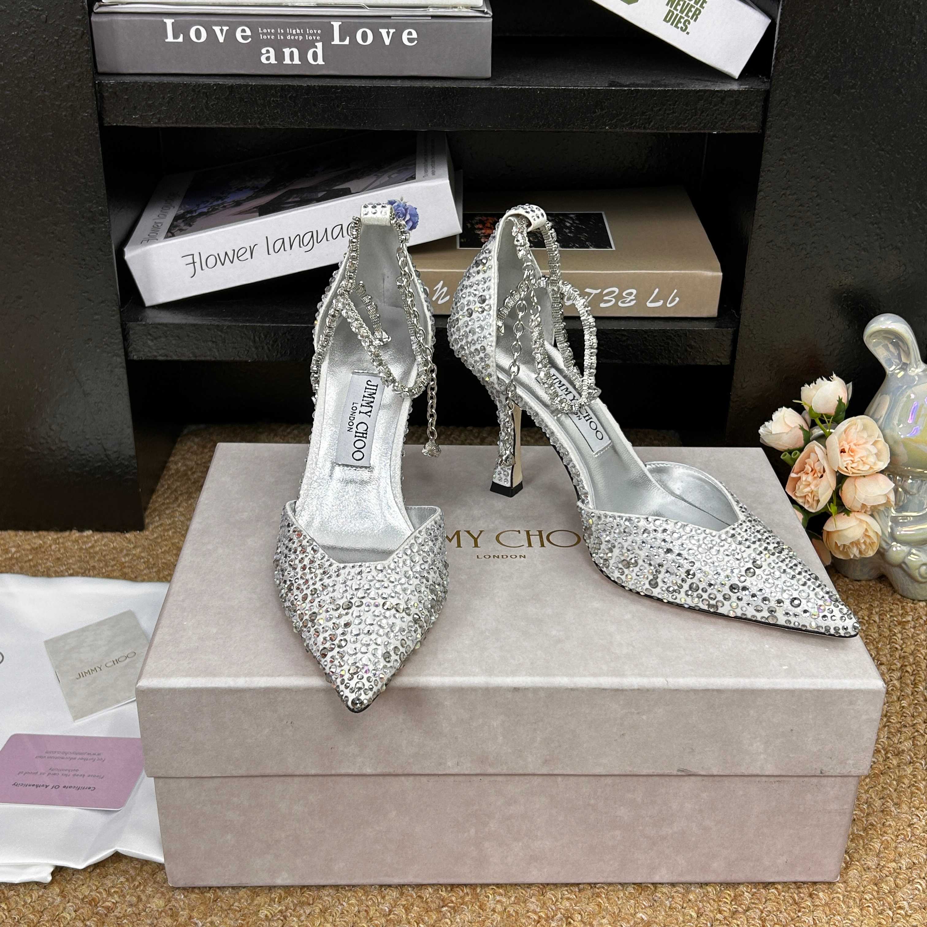 Jimmy 26 Stevie Pump 9cm Sliver Crystal Leather 681907