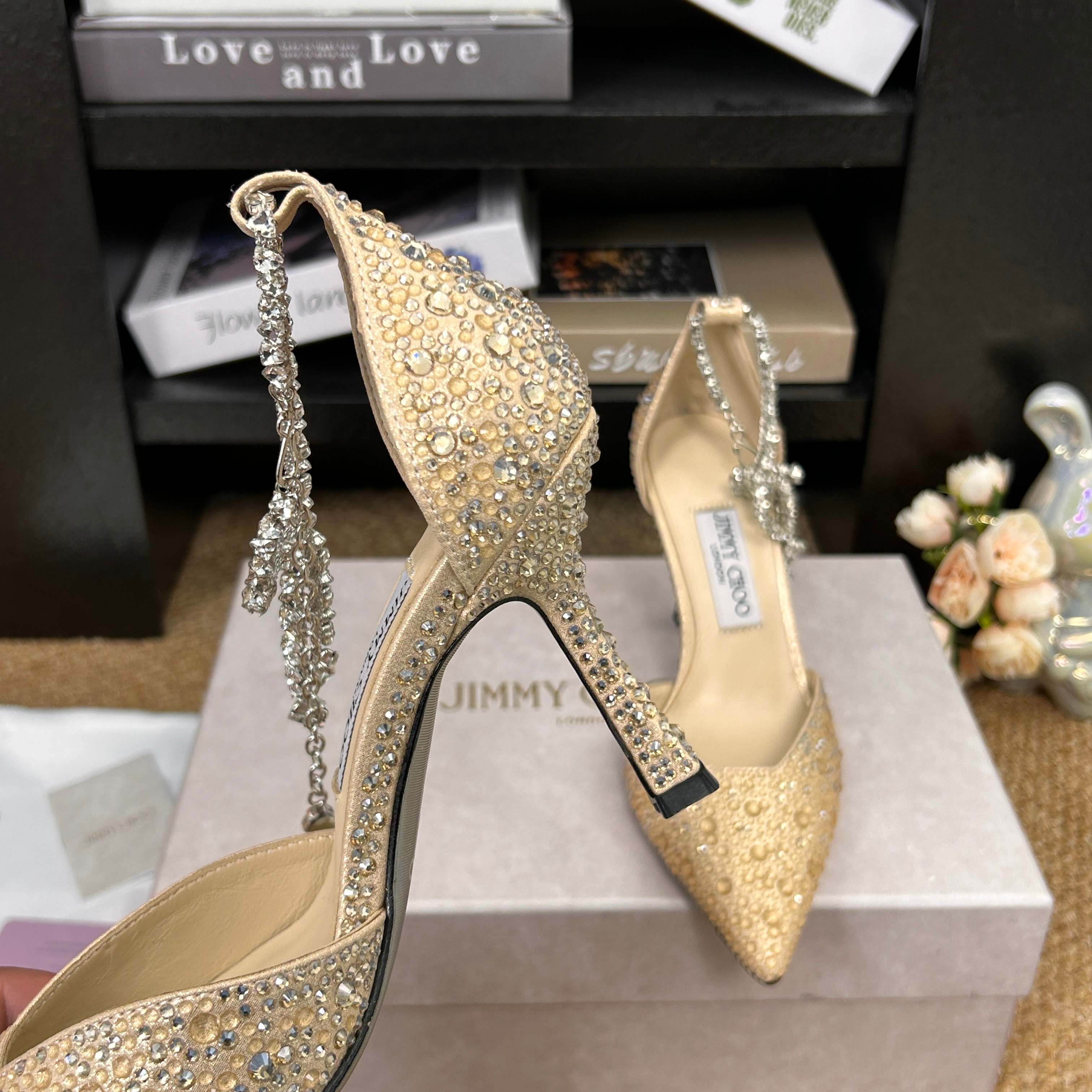 Jimmy 26 Stevie Pump 9cm Beige Crystal Leather 681908