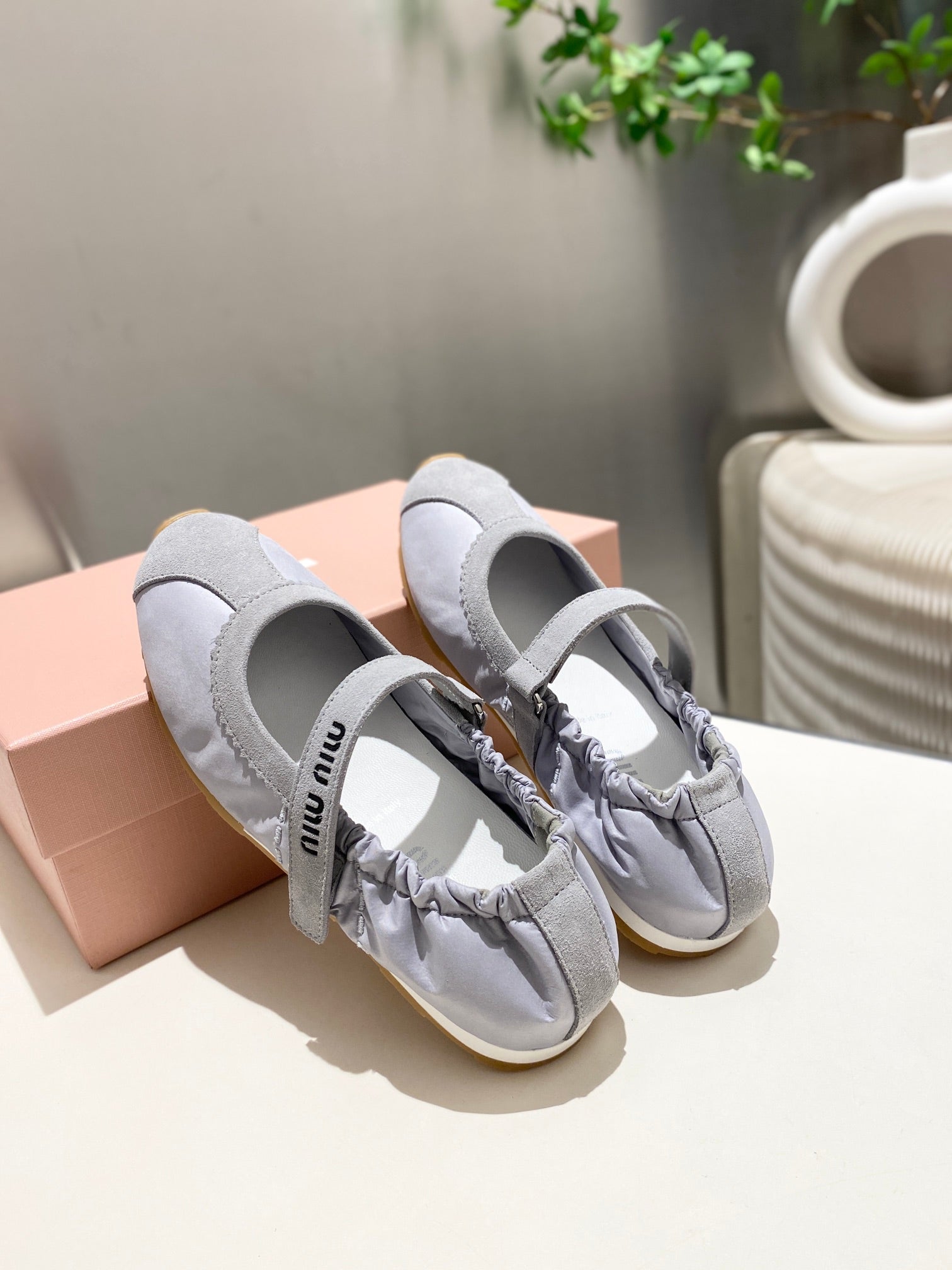 Miu 26s Ballerinas In Lilac Grey Fabric And Suede