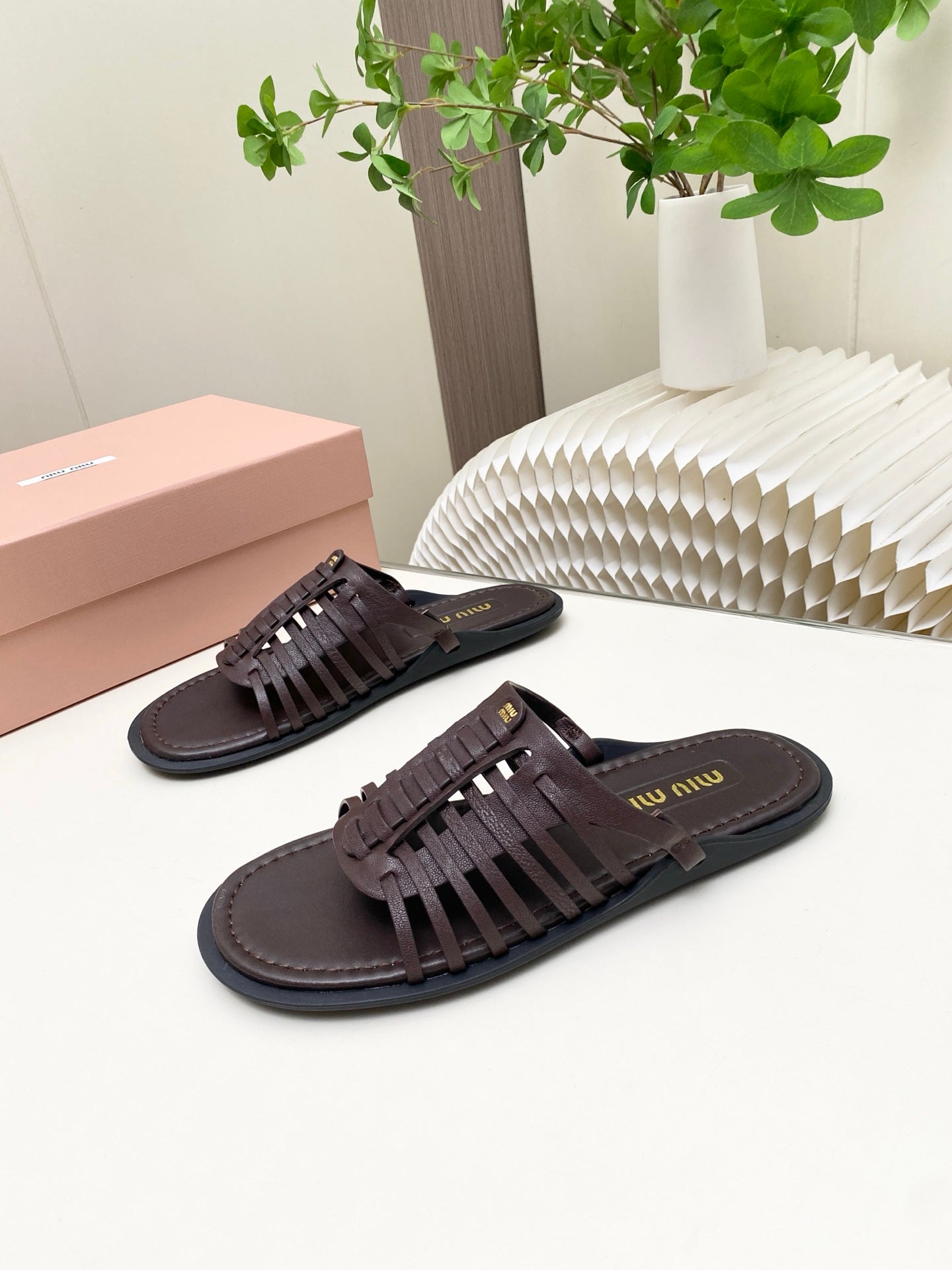 Miu 26s Open-Back Sandal Coffee Leather 881414