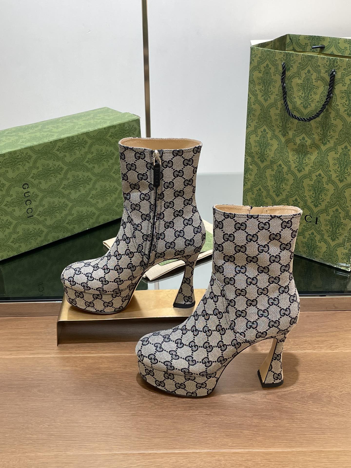 GG SHORT BOOTS 11.5 CM IN BLACK MIX BEIGE MONOGRAM JACQUARD FABRIC