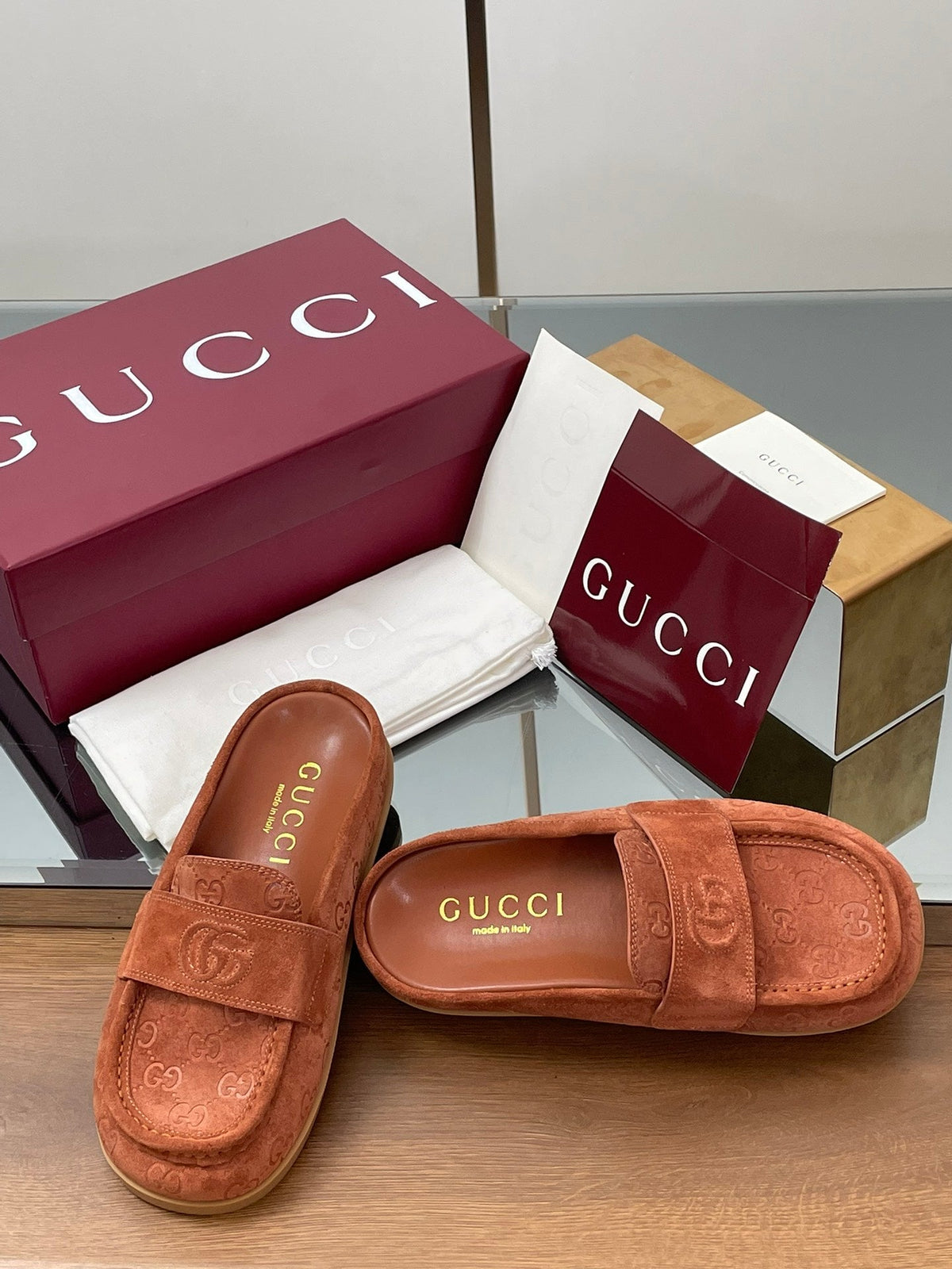 Gucci 26s Celia Mules Brick Red GG Suede 156841