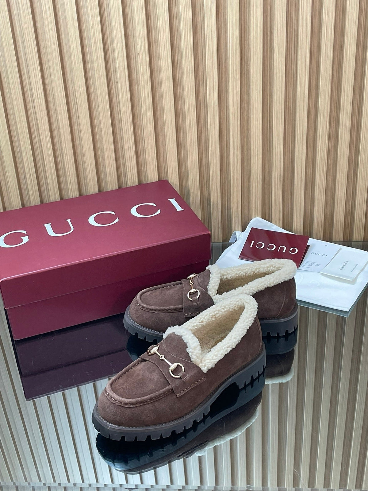 Gucci 26s Loafers Dark Brown Suede Shearling 156829