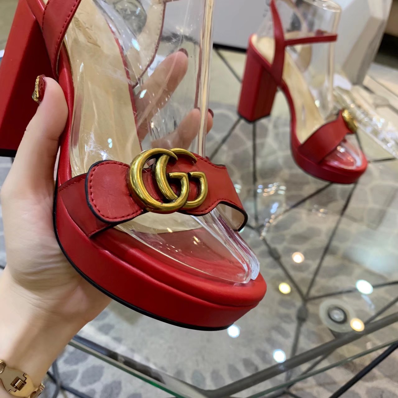GG 26s Marmont Sandals 10cm Sandals Red Leather 926707