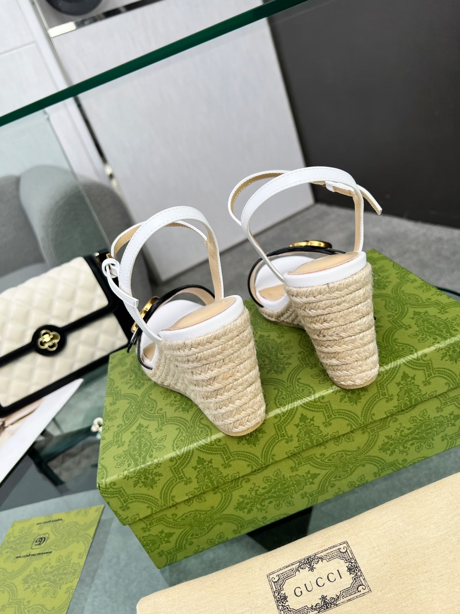 GG 26s Marmont Sandals 10cm Sandals Light Gold Metalic Leather 926708