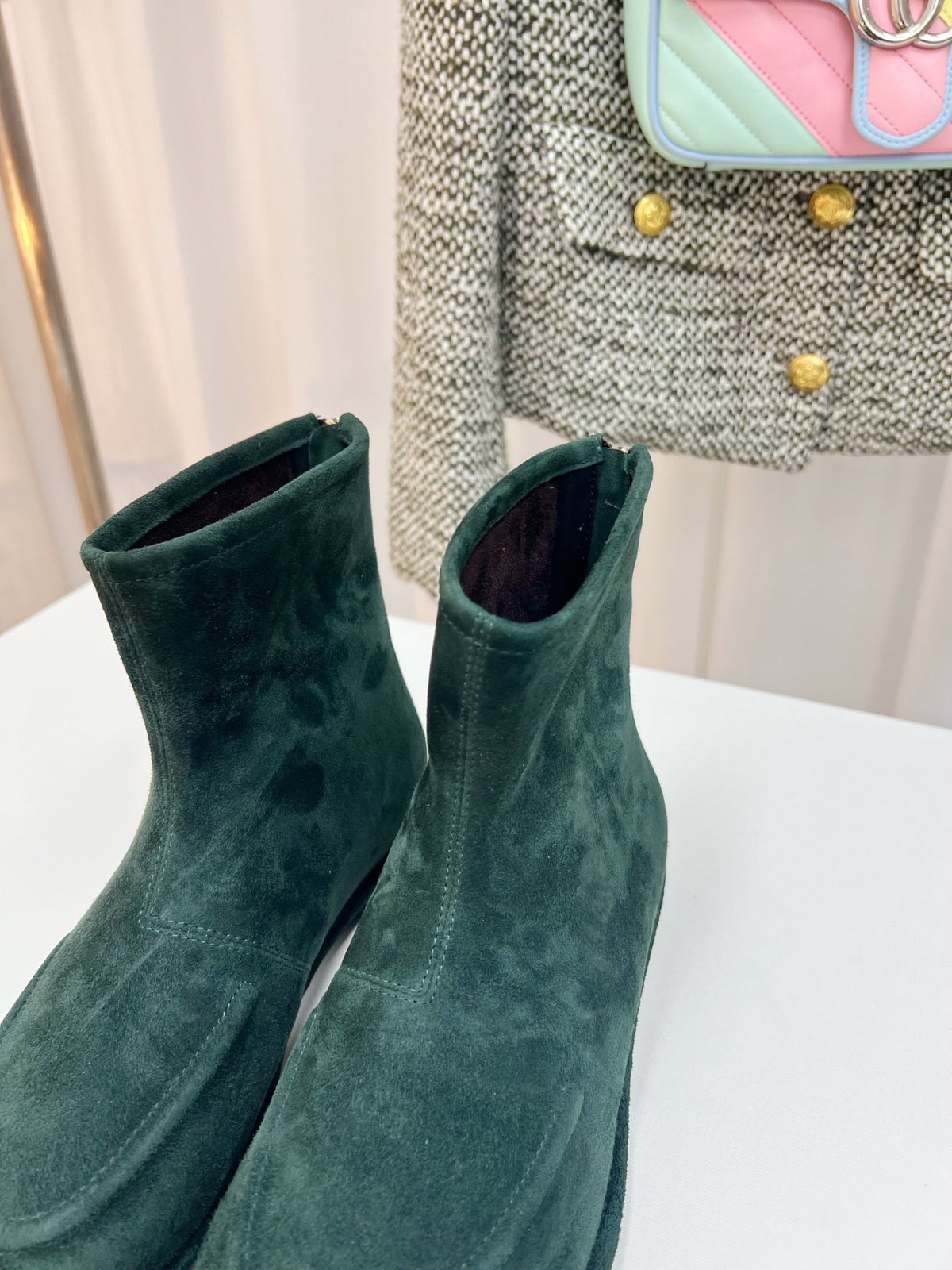 The Row 26s Zipped Boot Flat Emerald Green Suede 146490