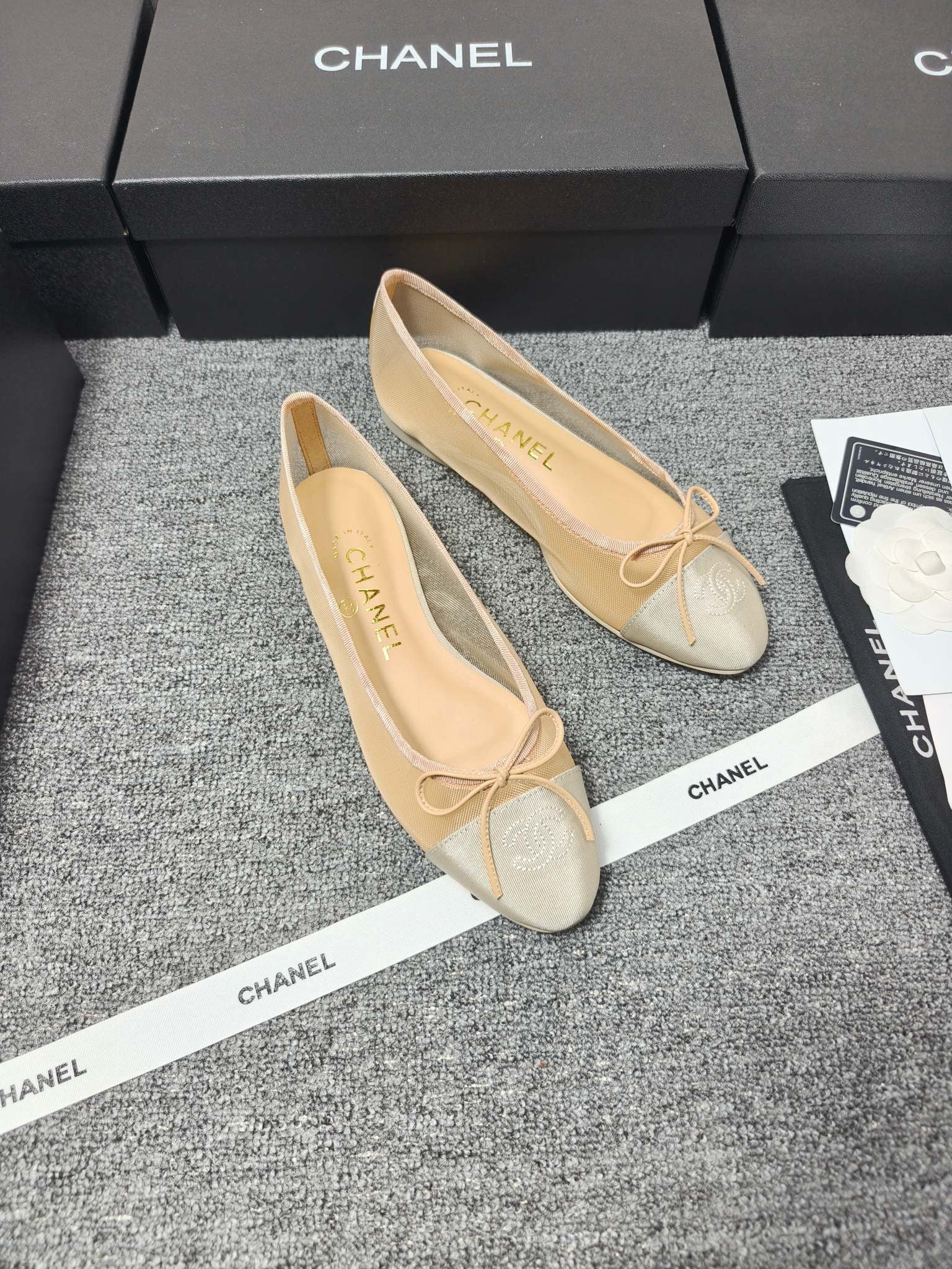 CC 26s Ballet Flat Beige Mesh Fabric Sheepskin 681984