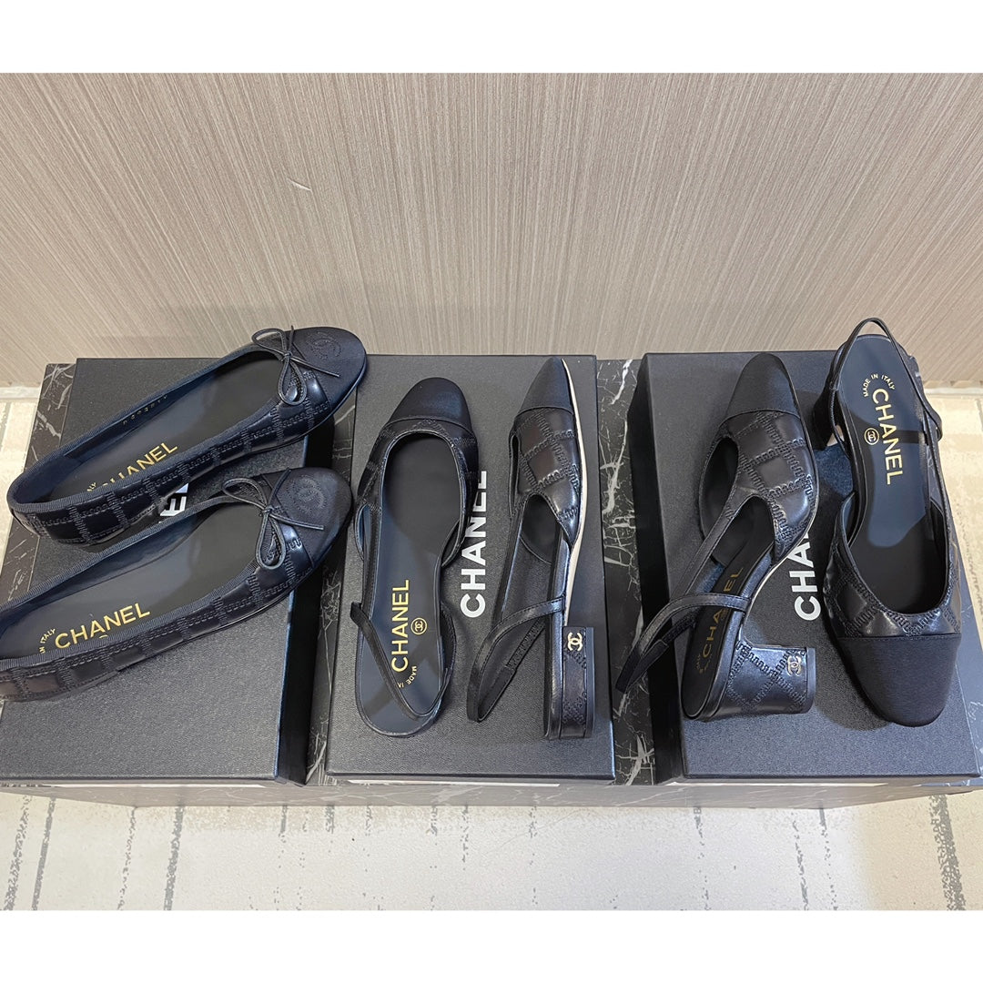 CC 26s Ballerinas Slingbacks CC Logo Black Canvas Leather 108836
